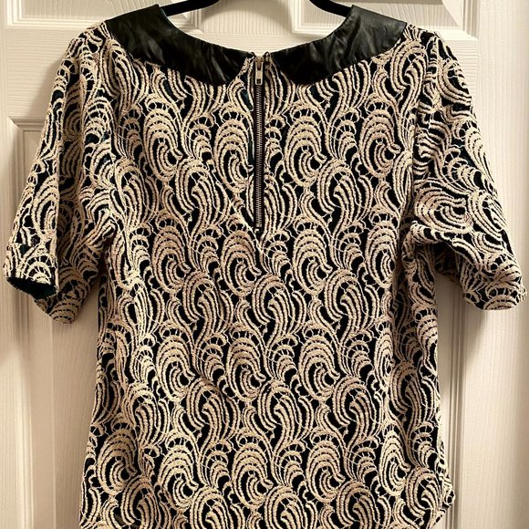 Vero Moda Crochet Type Print Blouse with Short Sleeves and Leather Trim Collar - Picture 2 of 3